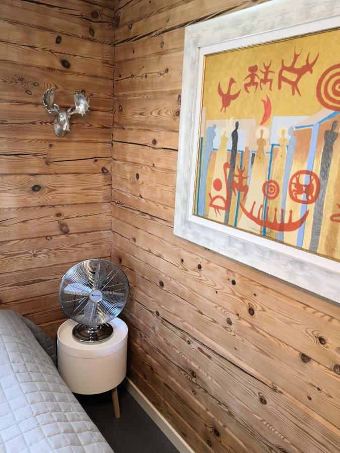 Koljonvirran Lomamoekit Hotel Iisalmi Bagian luar foto